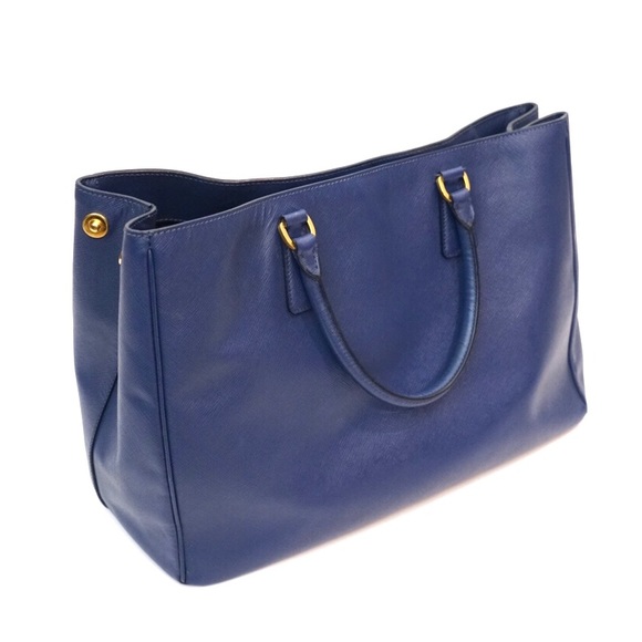 Prada Blue Saffiano Leather Lux Tote Bag - Picture 2 of 8